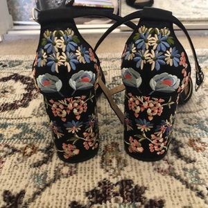 Steve Madden heels!